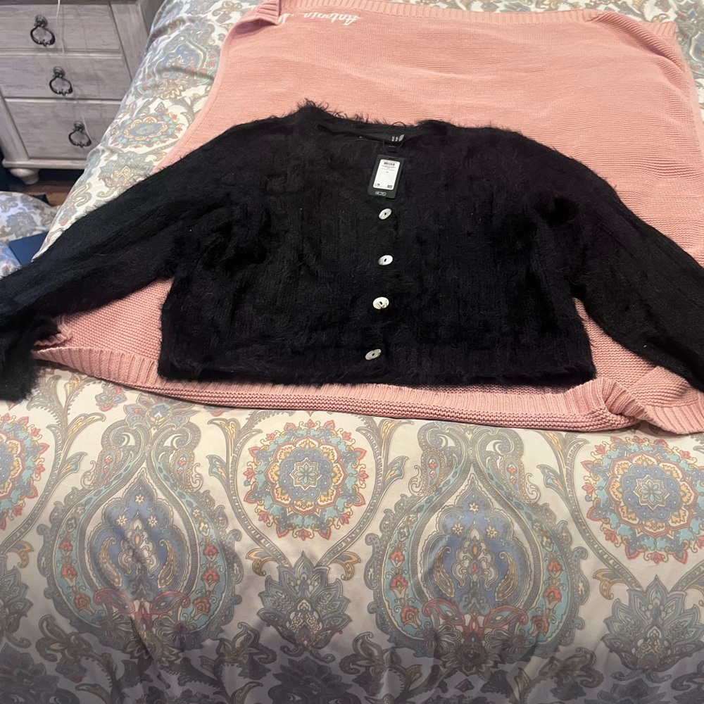 Women's Black Fuzzy Sweater